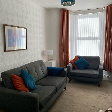 39 Cowley Road Villa Ливърпул Екстериор снимка