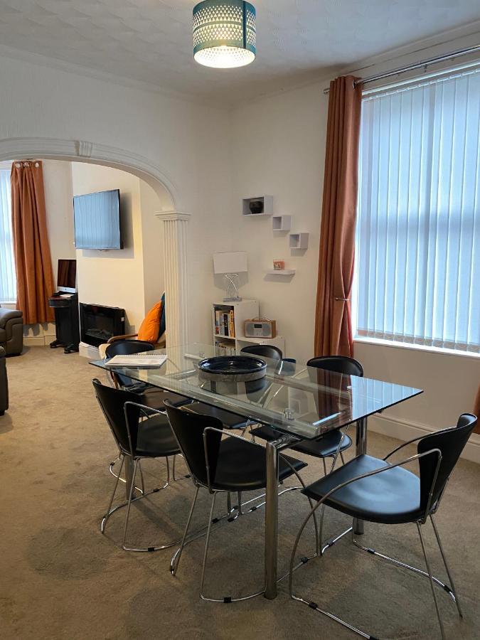 39 Cowley Road Villa Ливърпул Екстериор снимка