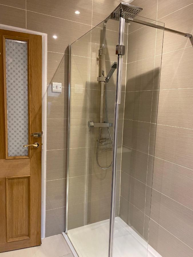 39 Cowley Road Villa Ливърпул Екстериор снимка